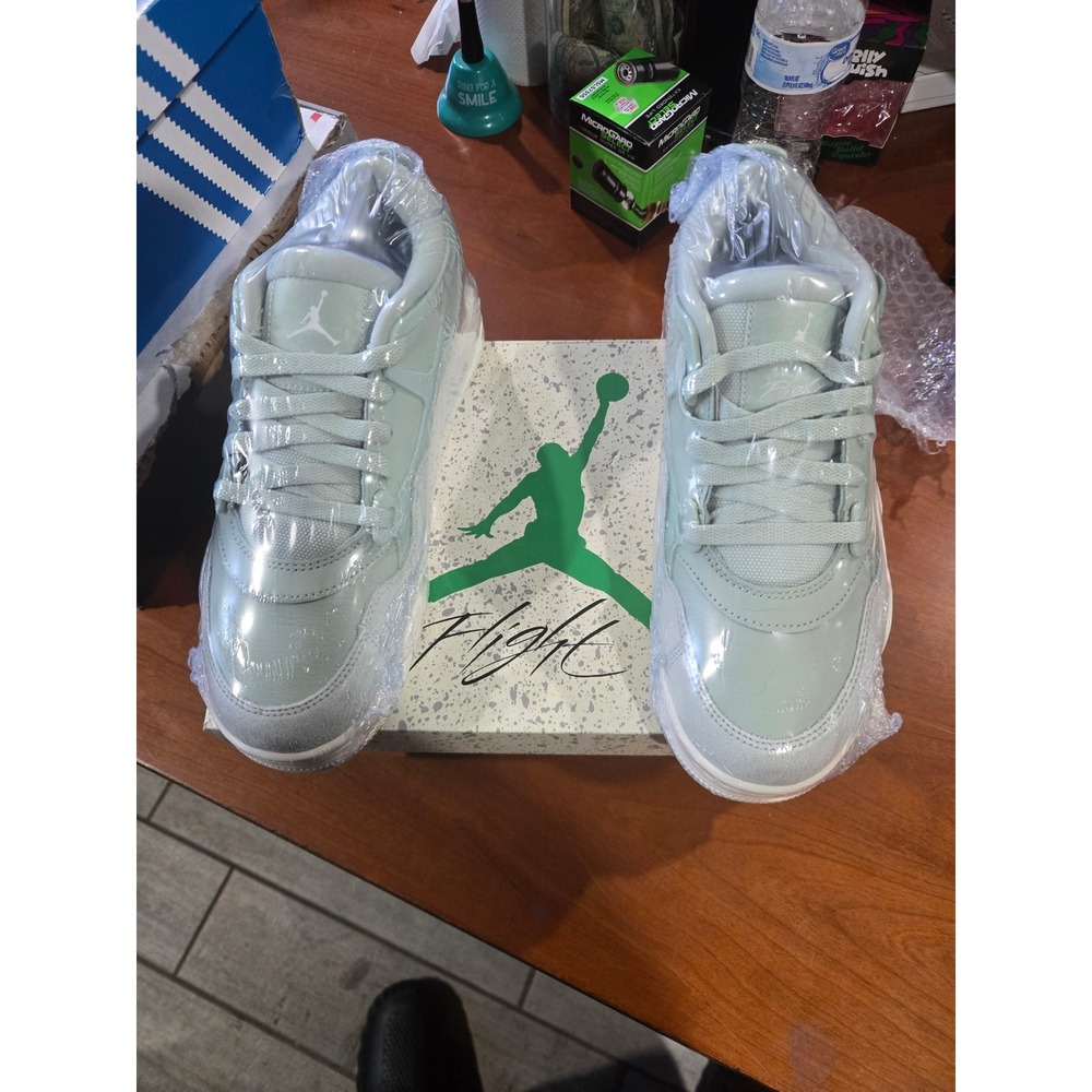 Nike Air Jordan 4 RM Seafoam Sail Womens Size 8 FQ7940-003 Low Top Sneakers